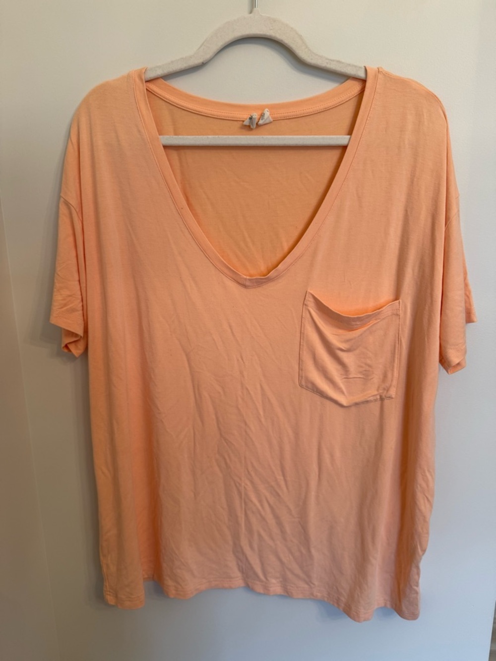 Kyte BABY Peach V-Neck Bamboo Pocket Tee